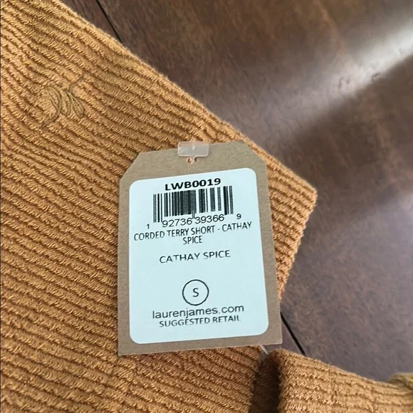 Button-Up Shirt and Shorts Set - Picture 3 of 9